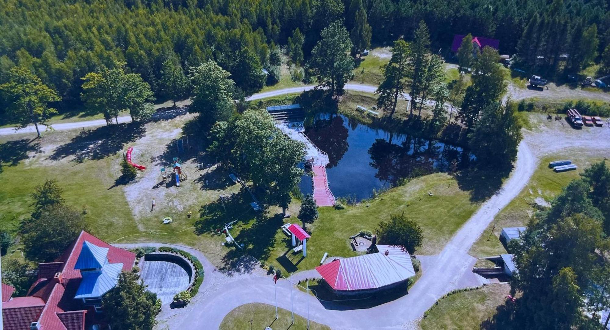Hotel Pilskalni Ivande Zewnętrze zdjęcie