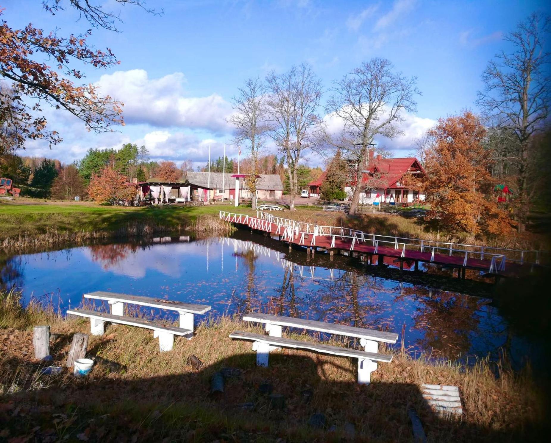 Hotel Pilskalni Ivande Zewnętrze zdjęcie